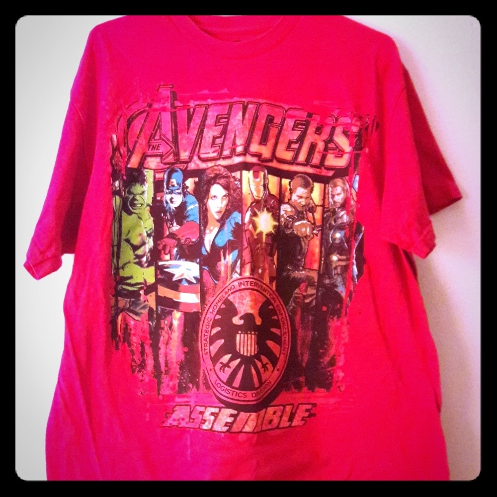 MARVEL Comics Avengers Shirt